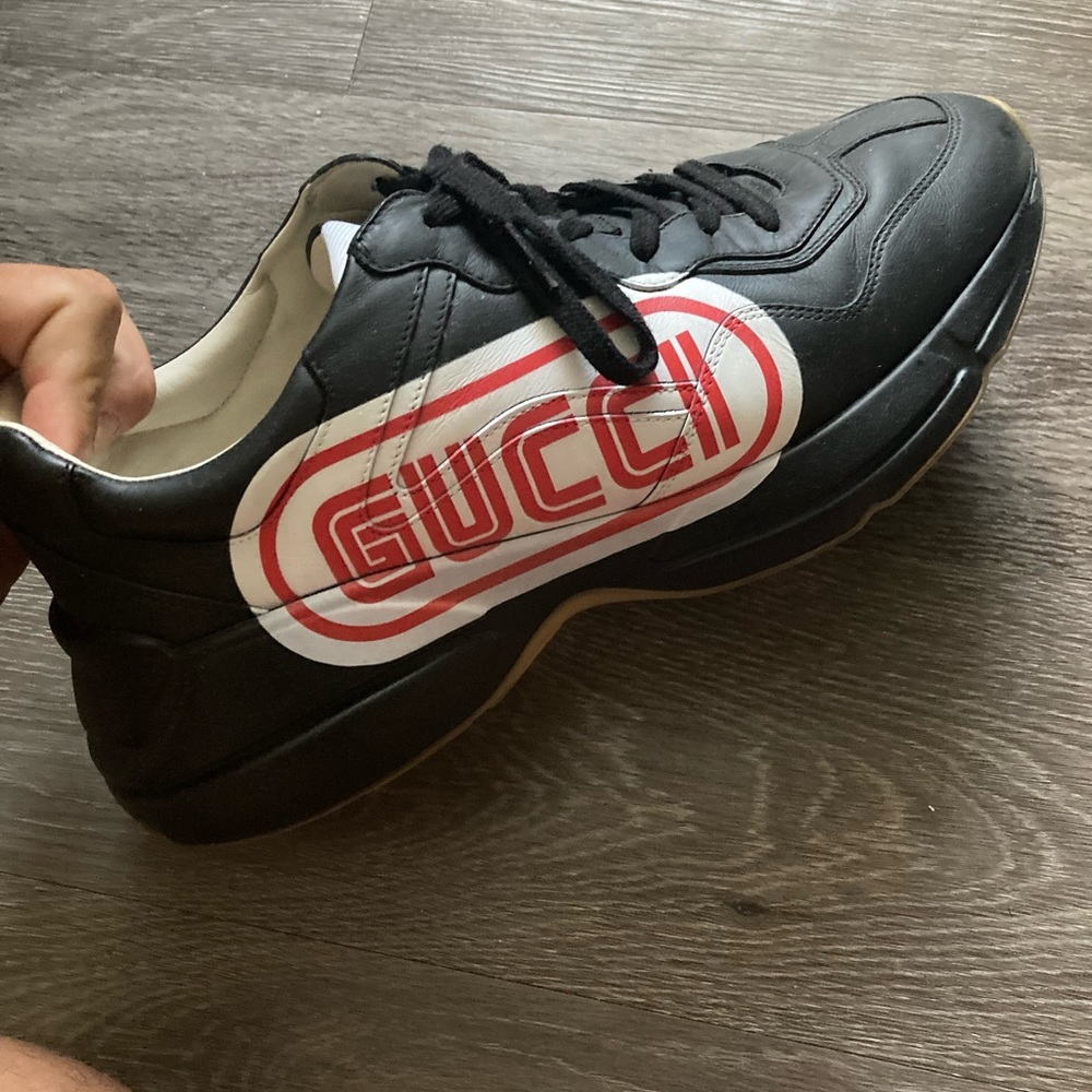 Gucci shoes